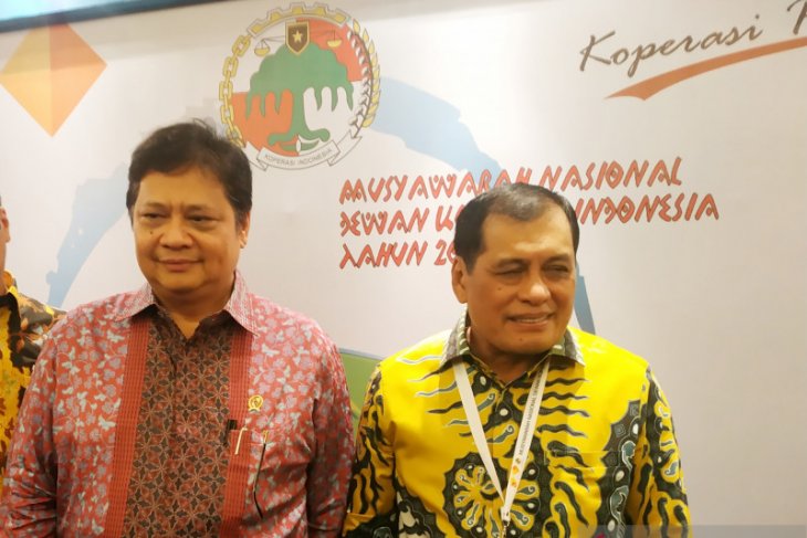 Nurdin Halid isyaratkan Airlangga bisa terpilih aklamasi Munas Golkar