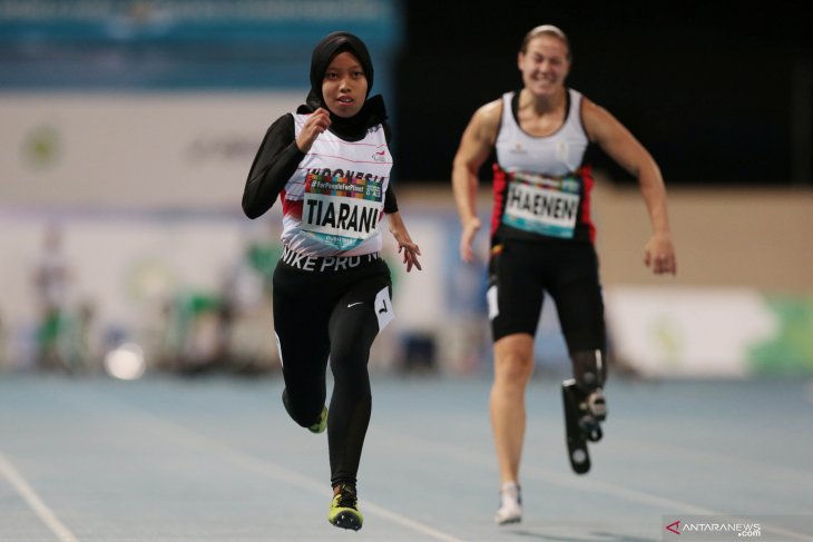 Pelari Indonesia Karisma Tiarani cetak rekor dunia di Dubai