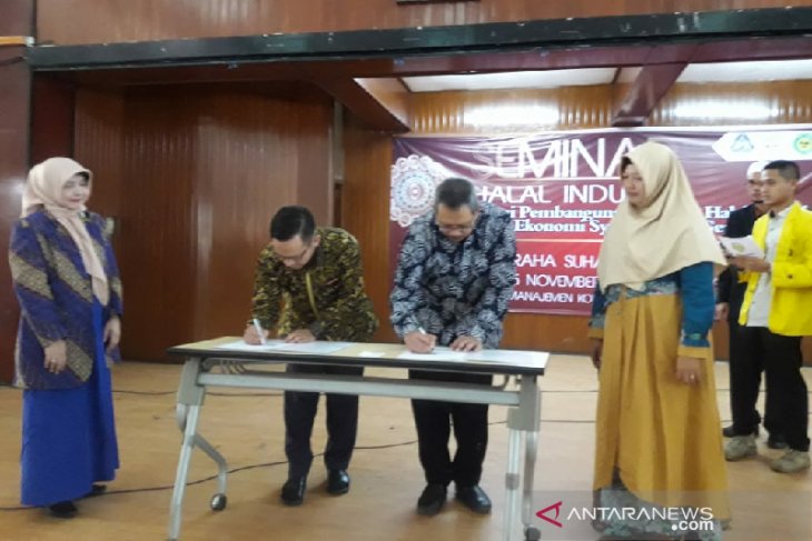 MUI Jabar dan Ikopin dorong milenial untuk menggerakan ekonomi syariah