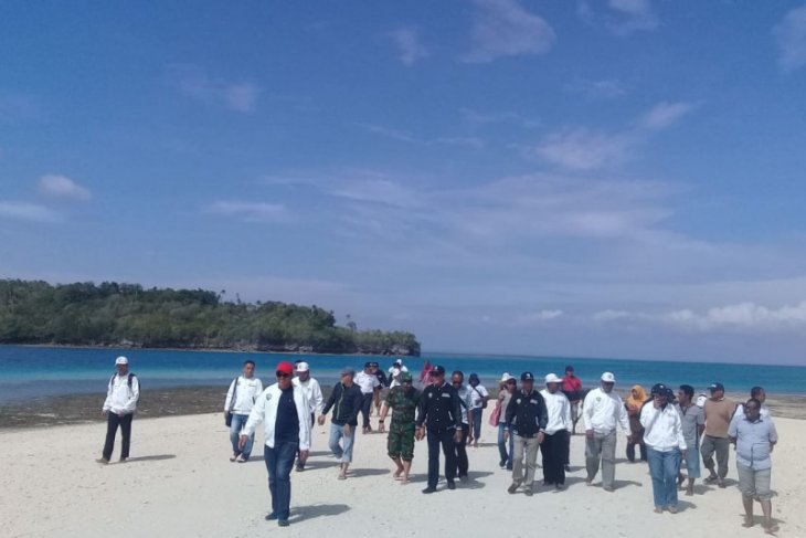 Bupati Malra Jangan gagal paham soal pinjaman Rp250 miliar