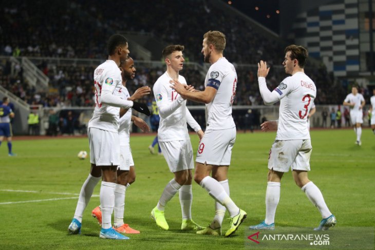Inggris tutup kualifikasi Piala Eropa 2020 dengan kalahkan Kosovo 4-0