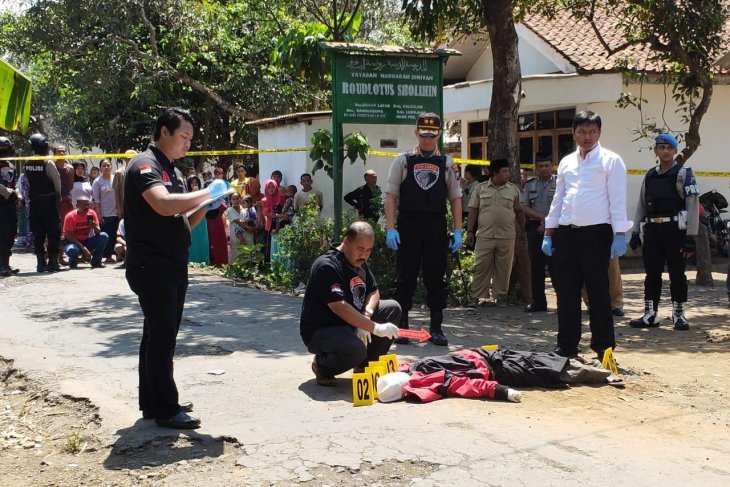 Diisukan sebagai dukun santet, seorang kakek tewas dibunuh saat hadiri tahlilan kerabatnya