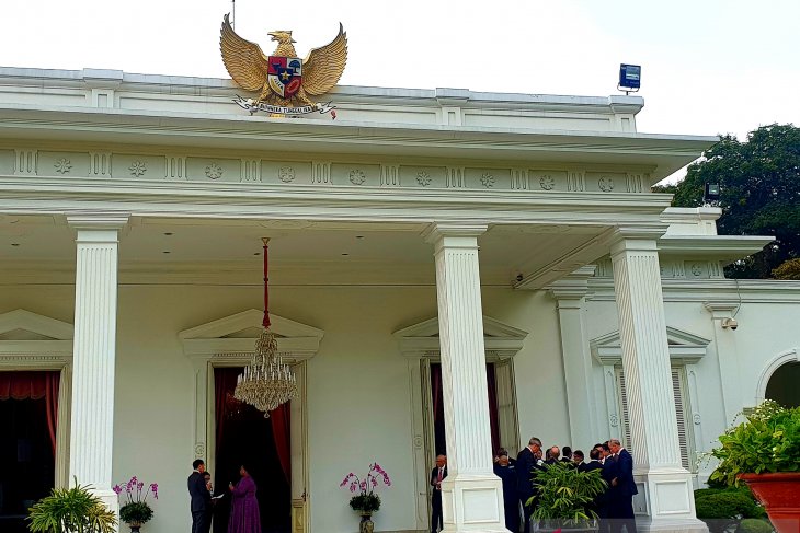 Jokowi holds veranda talk with 14 new foreign ambassadors