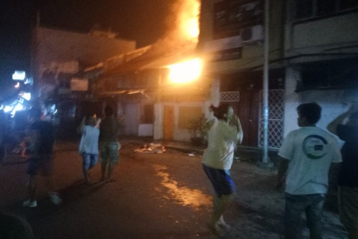 Dua unit rumah di Binjai terbakar