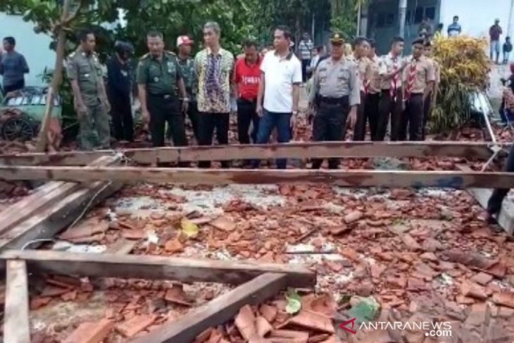 22 siswa korban bangunan sekolah roboh di Sragen sudah dirawat di RS