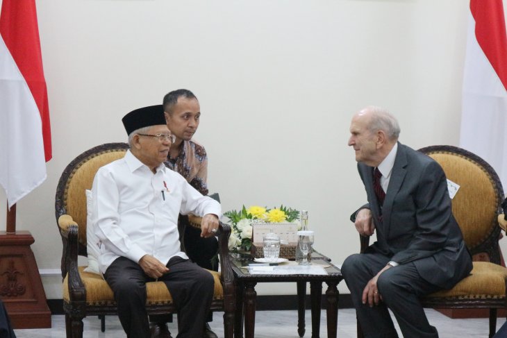 Ma'ruf Amin receives Jesus Christ's Church president Russel Nelson
