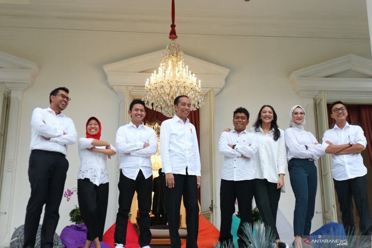 Presiden tak wajibkan tujuh staf khusus milenial