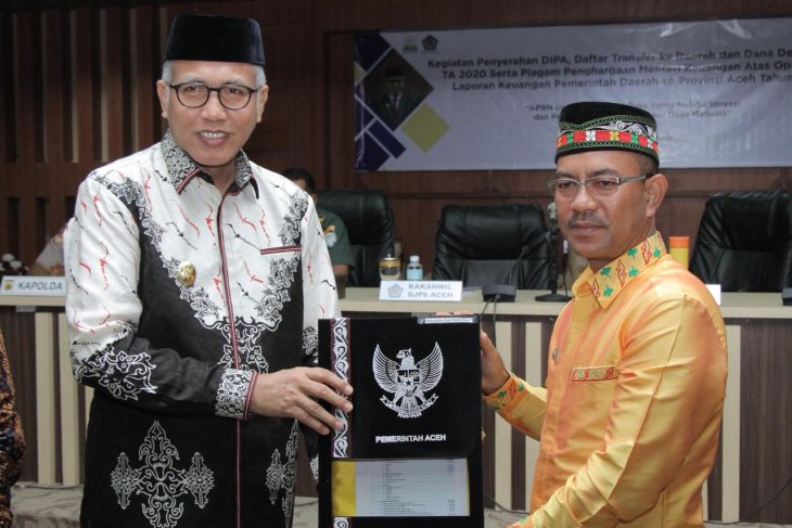 Gubernur Aceh tegaskan anggaran DIPA jangan diendapkan