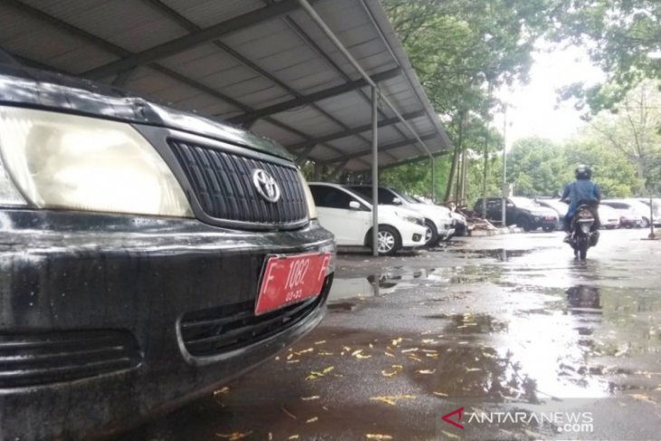 Pemkab Bogor bentuk tim khusus tangani mobil dinas tak dikembalikan pejabat