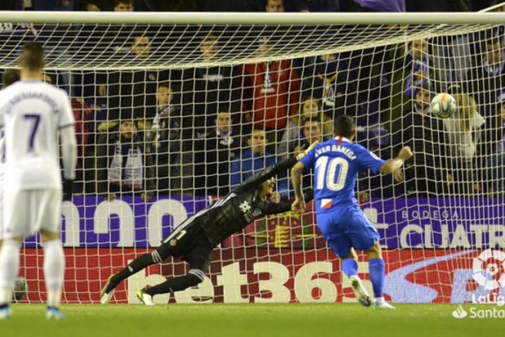 Sevilla tundukkan Real Valladollid