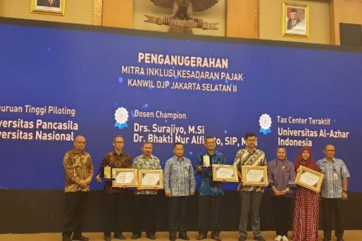 Universitas Pancasila raih dua penghargaan pajak