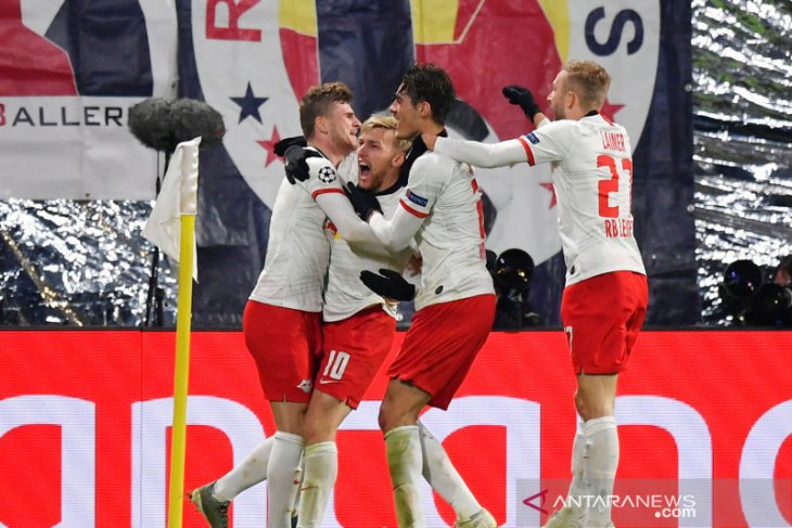 Liga Champions, Dwigol Emil Forsberg amankan Leipzig ke babak gugur