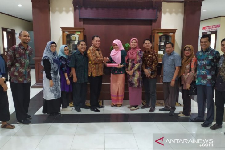 Banjarmasin diminta contoh Bekasi dalam sejahtera guru honorer