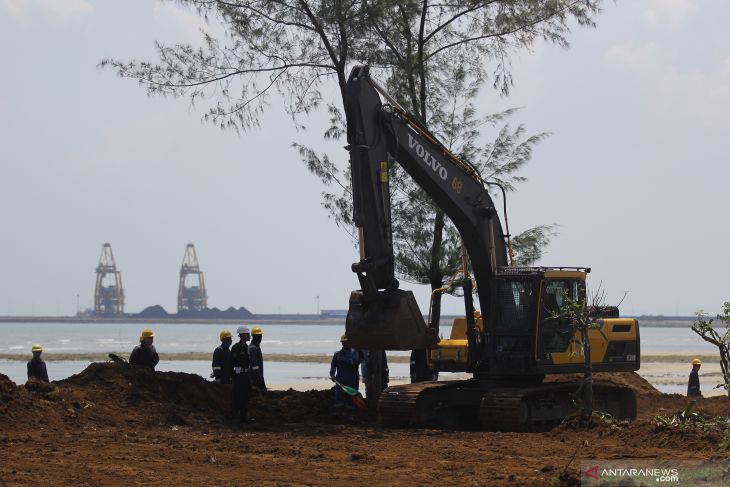 Restorasi garis pantai proyek GRR Tuban
