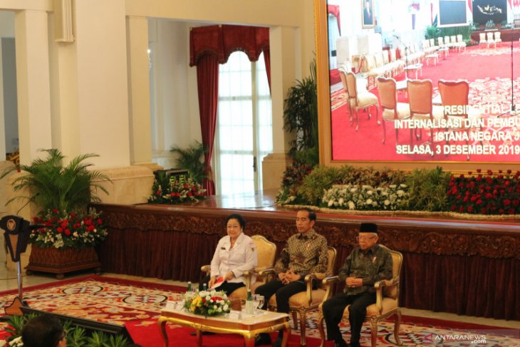 Presiden : narasi besar Pancasila harus banjiri medsos