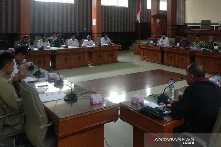 PLN akhirnya sepakati tanggal pembayaran ganti rugi lahan warga