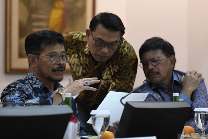 Penyederhanaan Regulasi Jadi Prioritas: Selamat Tinggal Regulasi Sulit!