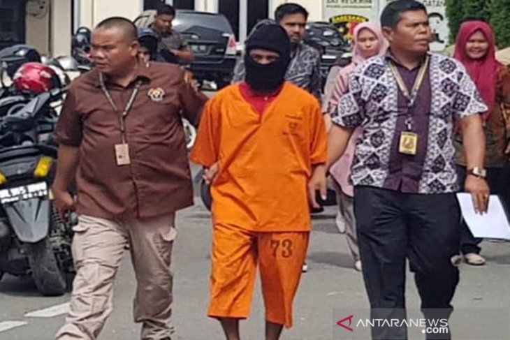 Diduga lakukan pencabulan, Ketua KNPI Banda Baro terancam 90 kali cambuk