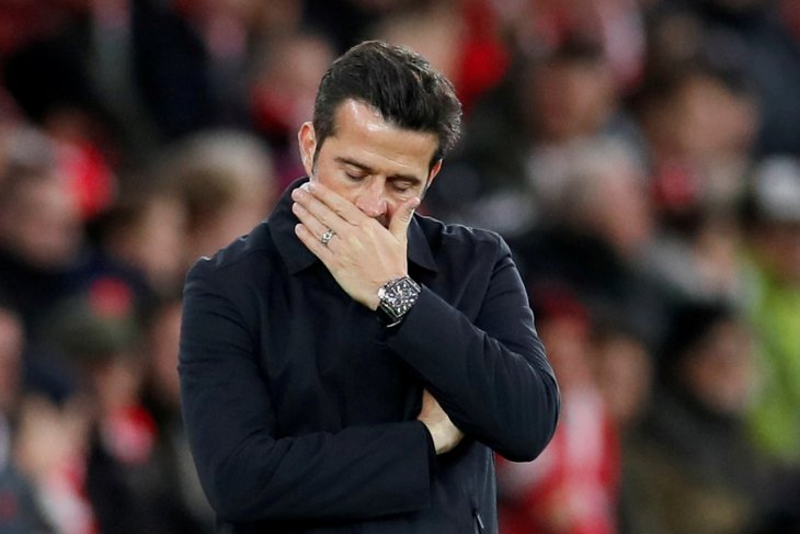 Terpental ke urutan 18, Everton pecat pelatih Marco Silva