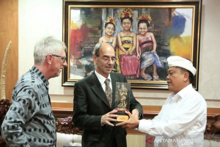 Dubes Swiss untuk Indonesia kunjungi Denpasar