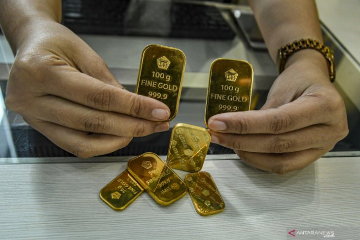 Harga emas Antam melambung Rp6.000