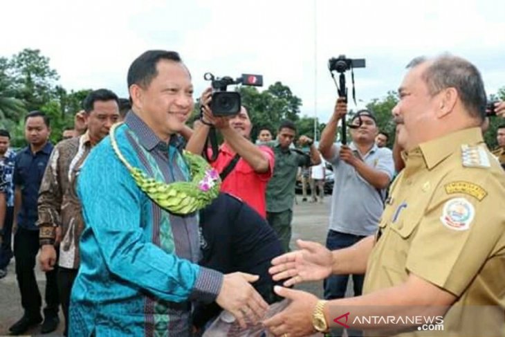 Mendagri Tito Karnavian berkunjung ke Pulau Nias