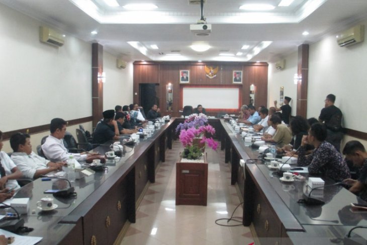 Kasus ambruknya pendapa kecamatan, DPRD Jember minta penegak hukum lakukan pemeriksaan