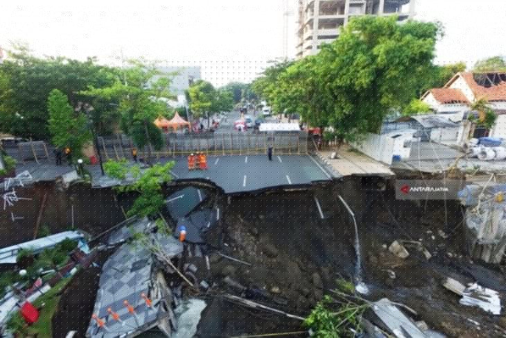 PN Surabaya agendakan sidang di lokasi jalan ambles