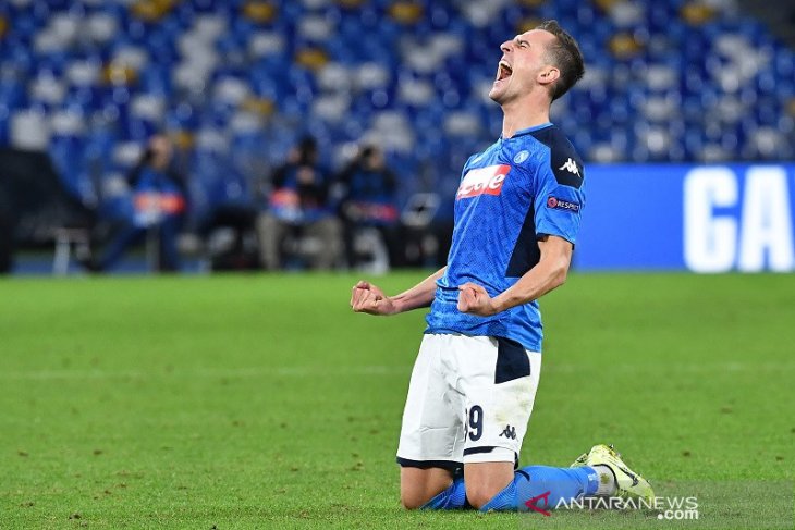 Trigol Milik ke gawang Genk bawa Napoli ke 16 besar