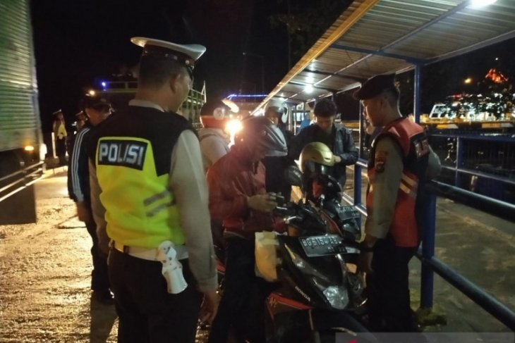 Satpolair Bangka Barat giatkan patroli di wilayah perairan