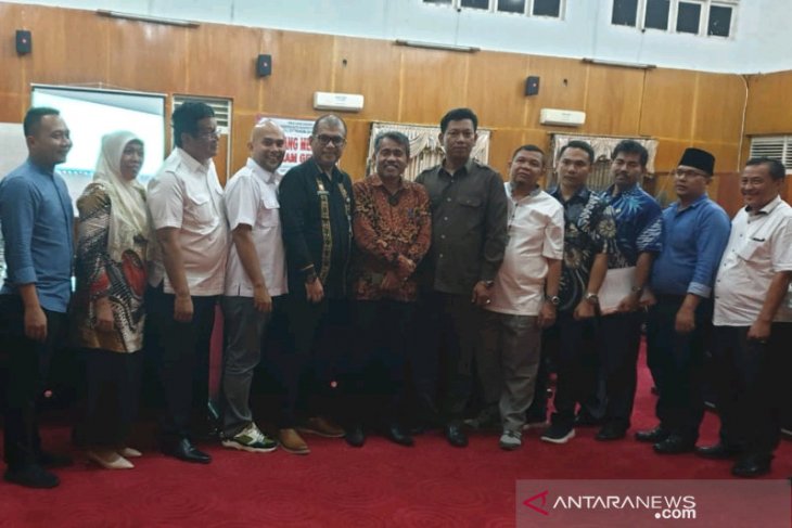 Meski difasilitasi Pemprov, pembentukan AKD DPRD Kota Padangsidimpuan belum titik temu
