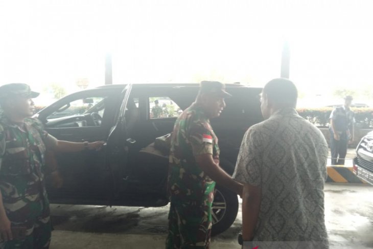 Jenazah dua prajurit TNI korban serangan KKSB diterbangkan ke Medan dan Jakarta