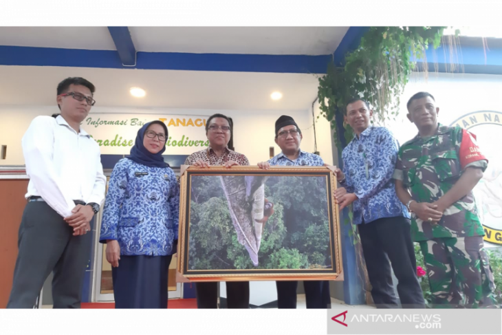 Pusat Informasi Taman Nasional Gunung Palung Sukadana diresmikan