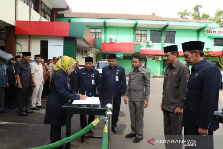Bupati Tatu minta Pejabat RSDP perbaiki pelayanan