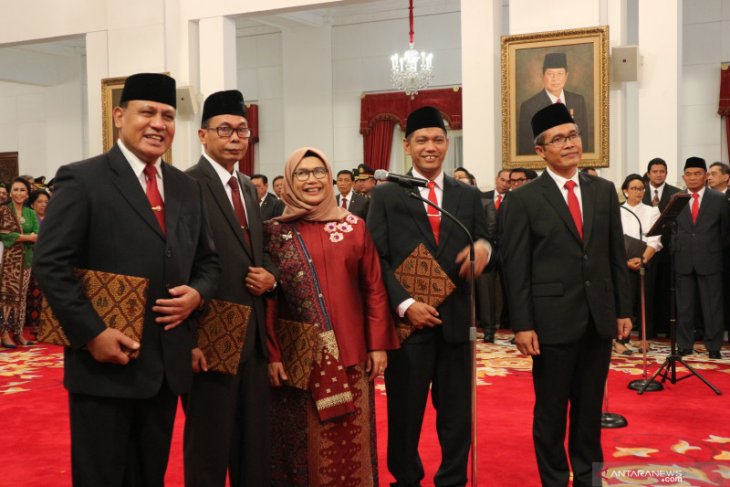 Menebak arah bus pemberantasan korupsi bernama KPK