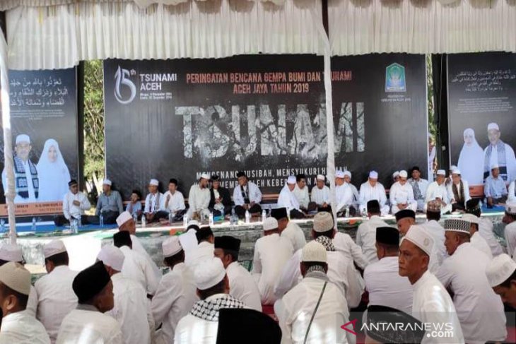 Peringati 15 Tahun Tsunami Mahasiswa Aceh Barat Gelar Doa