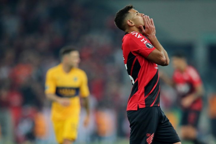 Chelsea dan Arsenal rebutkan Bruno Guimaraes