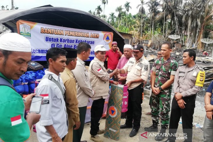 Pemerintah Aceh salurkan bantuan untuk korban kebakaran di Pirak Timu