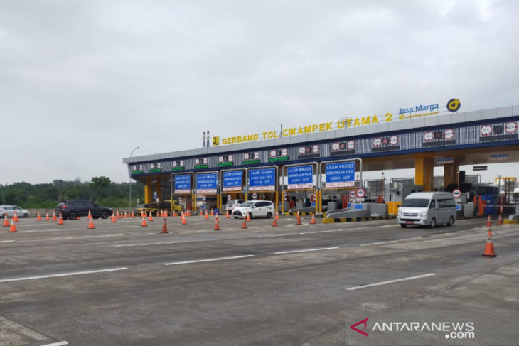 Jasa Marga: Puncak arus balik libur Tahun Baru di Tol Japek pada Minggu
