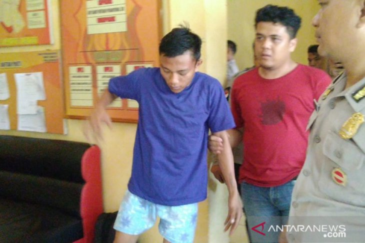 Pelaku curanmor melawan polisi pakai senpi mainan