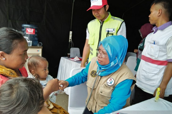 Warga terdampak banjir Tangerang terkena ISPA, diare dan gatal