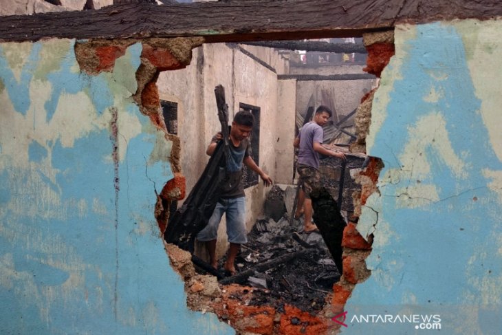 Pemkot Padangsidimpuan taksir kerugian akibat kebakaran sekitar Rp1 miliar
