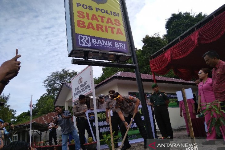 Resmikan pos polisi Siatasbarita, AKBP Horas : Percepat pelayanan