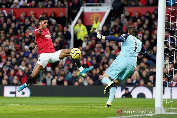 Dwigol Rashford warnai pesta Manchester United ke gawang Norwich