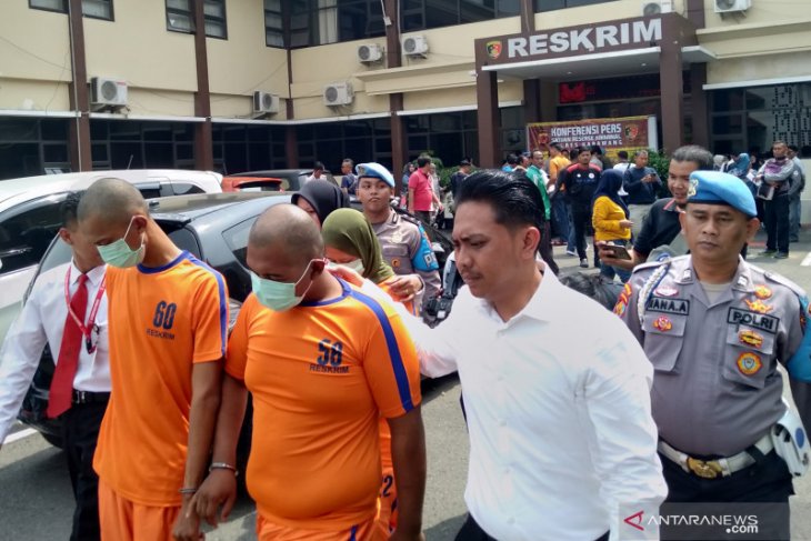 Polisi selidiki praktik prostitusi online pada kasus perampokan di Karawang