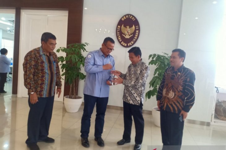 Bupati Bangka Tengah usulkan program pengembangan pelabuhan perikanan