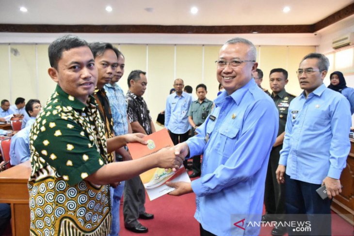 Bupati Bantul ingatkan OPD lakukan pengadaan barang dan jasa tepat waktu