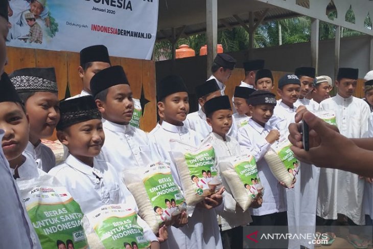 ACT salurkan 300 kilogram beras untuk pesantren di Bengkulu