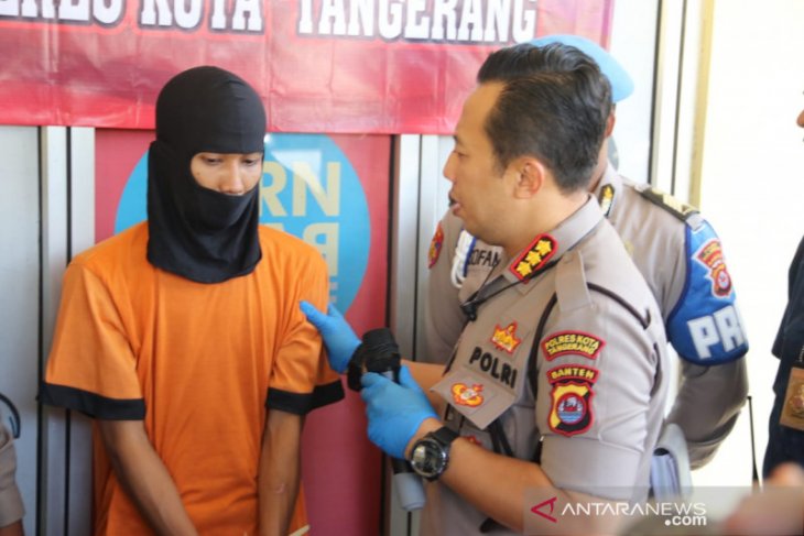 Polisi bekuk mahasiswa perampok taksi daring