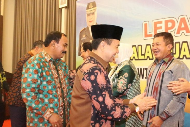 Wabup Amir Sakib hadiri pisah sambut Kajati Jambi.